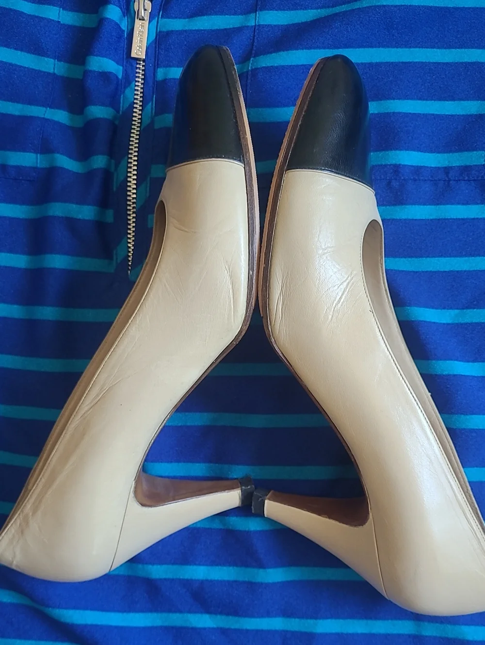 CHANEL Beige Leather Pumps with Black Cap Toe - Picture 6 of 10